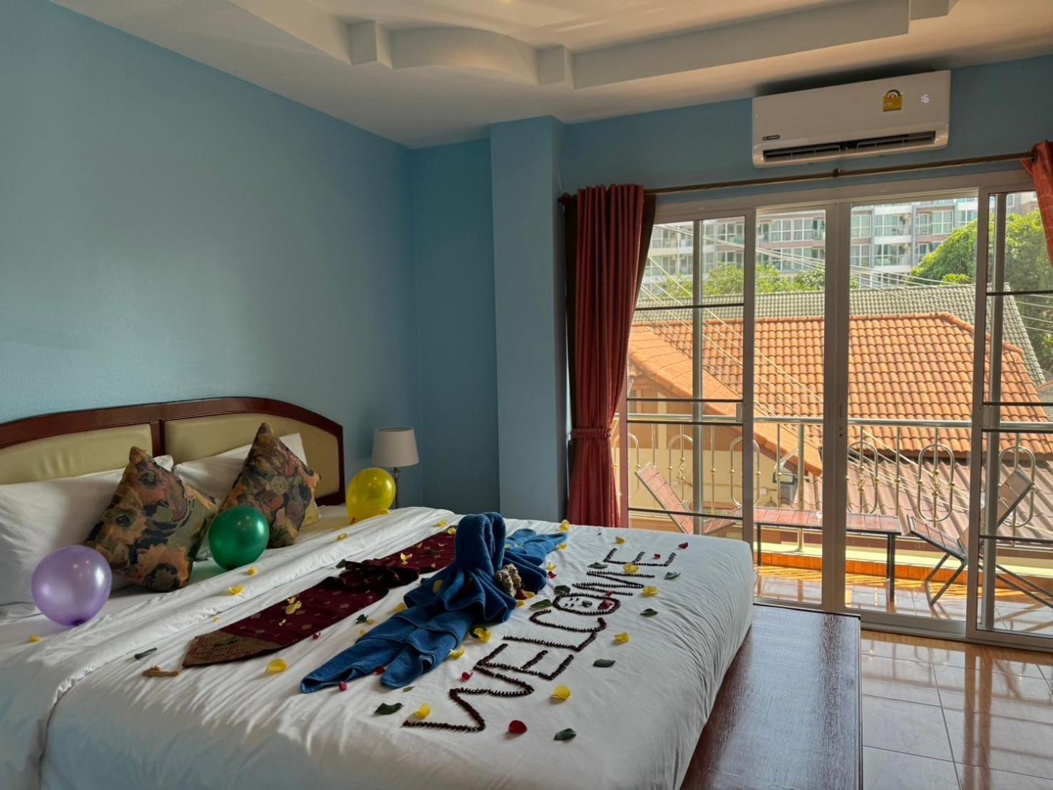 Mala Hotel Kata Beach  Exterior photo