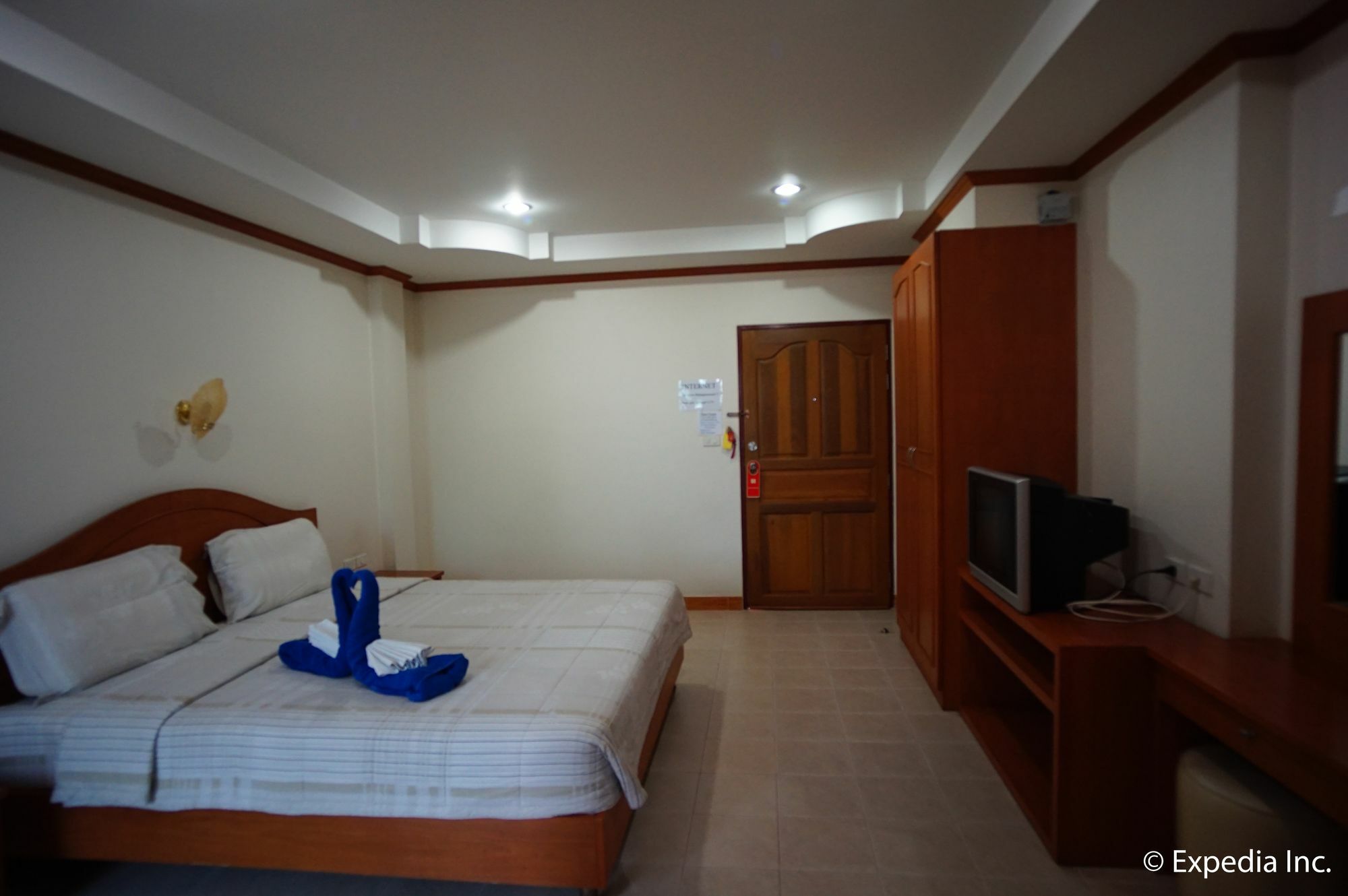 Mala Hotel Kata Beach  Exterior photo