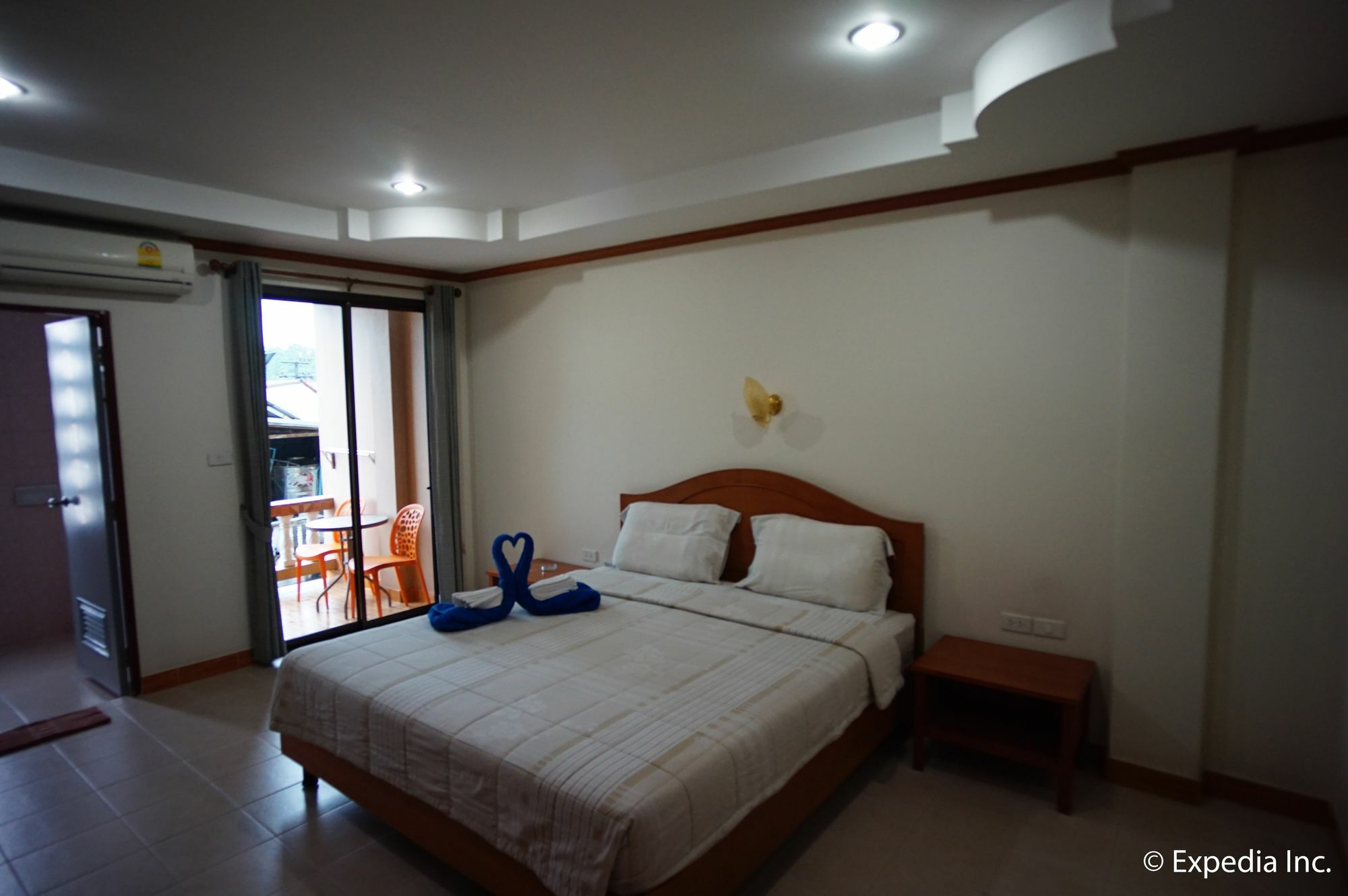 Mala Hotel Kata Beach  Exterior photo